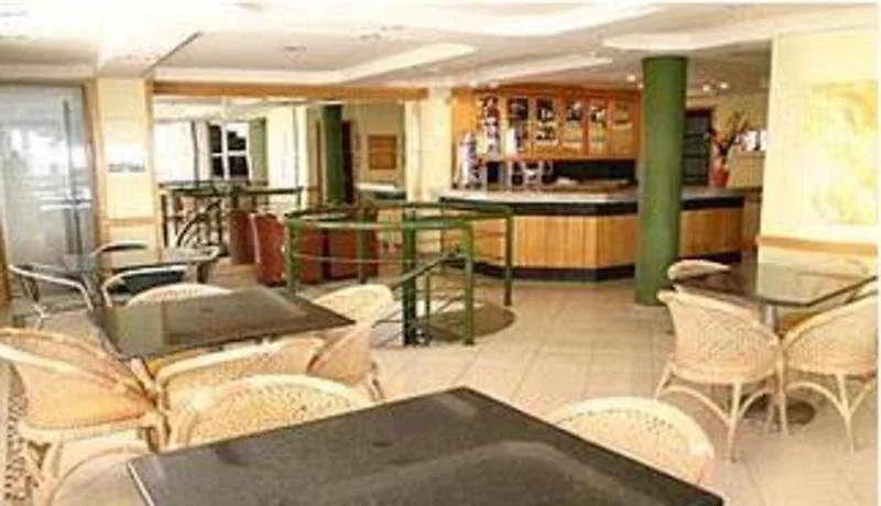 Hotel Pires Balneário Camboriú 4*,