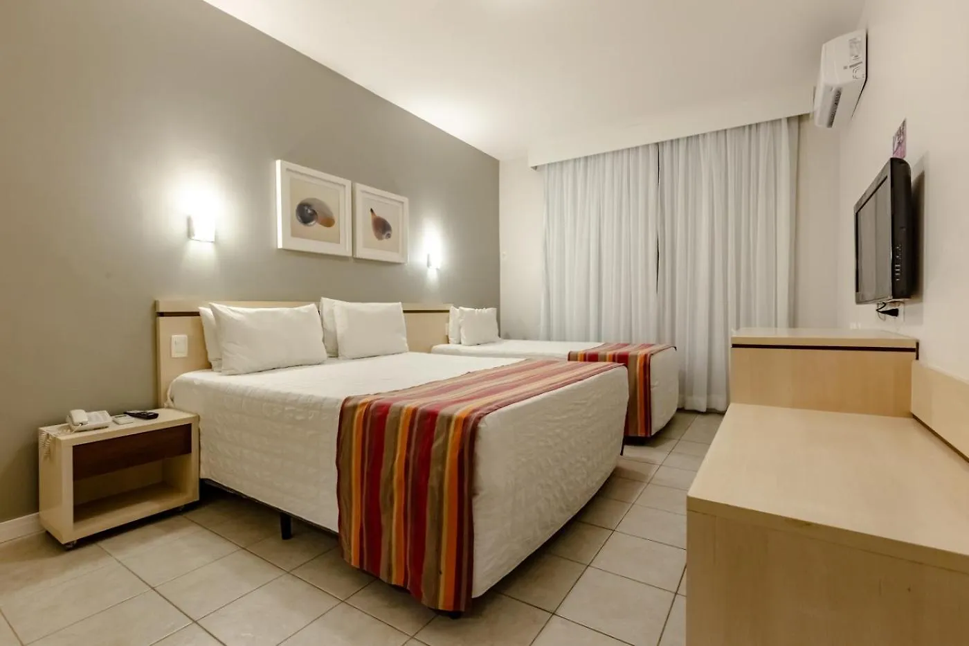 ****  Hotel Pires Balneário Camboriú Brasil