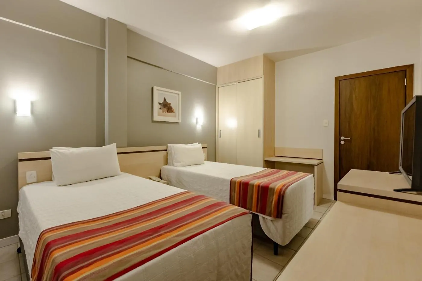 Hotel Pires Balneario Camboriu